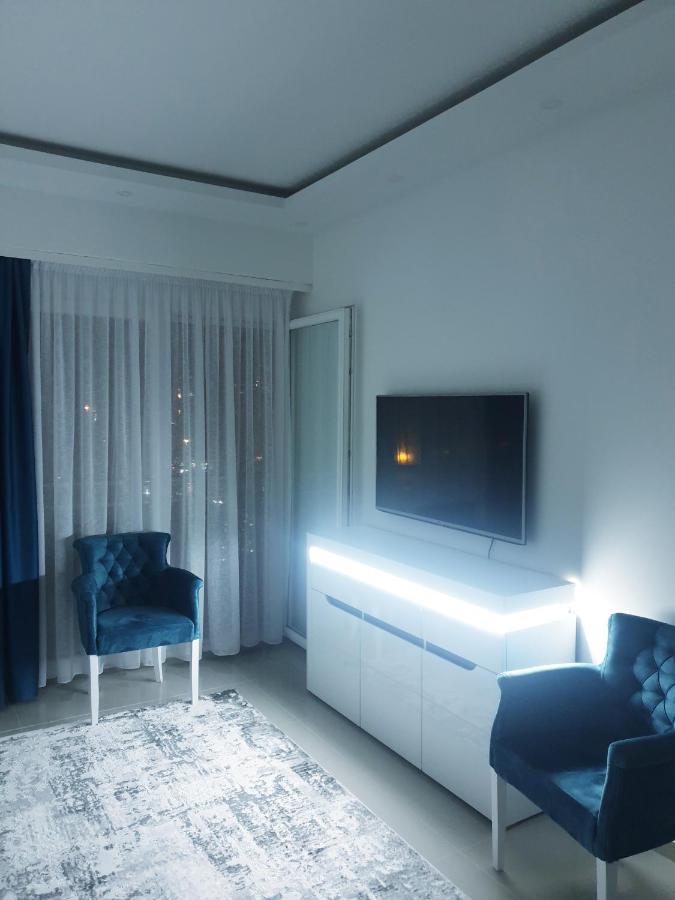 Lux Apartment - Central Place באר מראה חיצוני תמונה