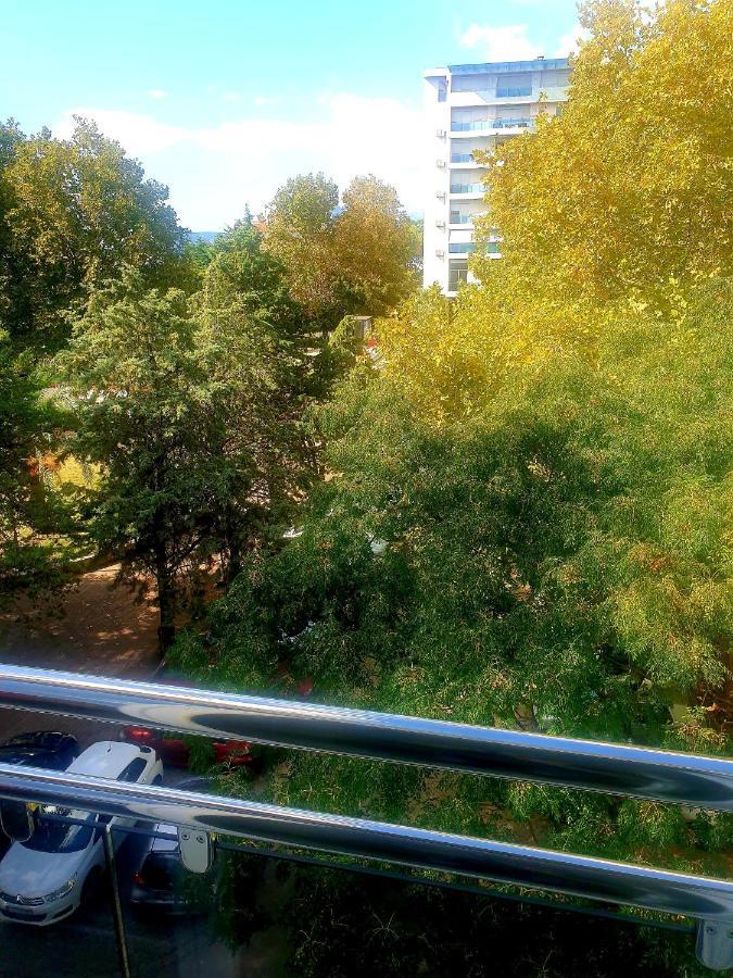 Lux Apartment - Central Place באר מראה חיצוני תמונה