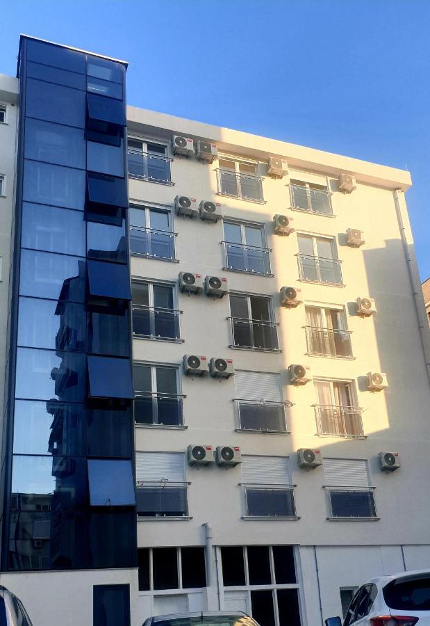 Lux Apartment - Central Place באר מראה חיצוני תמונה