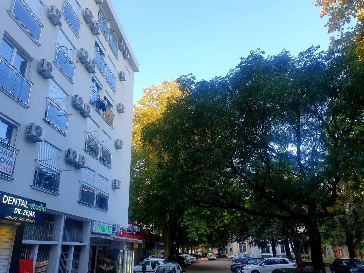 Lux Apartment - Central Place באר מראה חיצוני תמונה